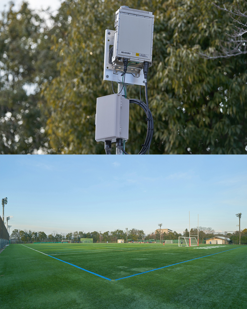 ローカル5G用アンテナ。屋外はおもにSub6（上）を設置し、運動場（下）を含め、キャンパス内の広範囲を効率的にカバー。