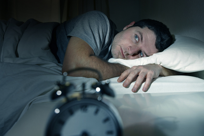 加齢で睡眠時間が短くなるはウソ？中高年の睡眠実態 