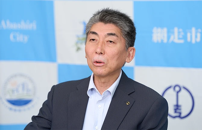 網走市 企画総務部 参事監 小松氏