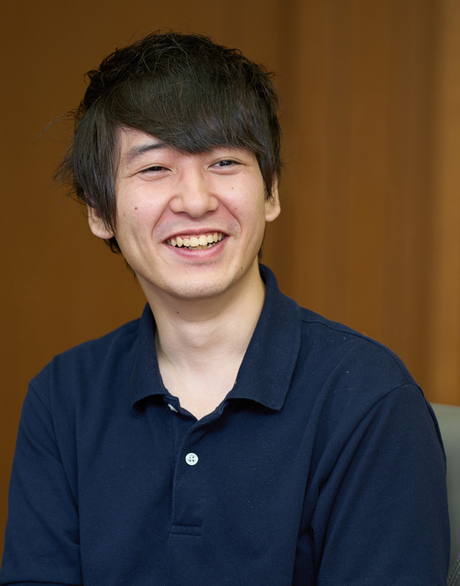 イメージ：綾瀬市　経営企画部　情報政策課　DX推進担当 主事　宝泉 拓真氏