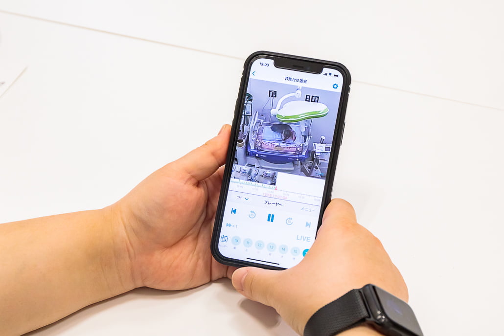 イメージ：オールワン動物病院グループさま：多拠点の医院グループで症例を共有し、スキルアップ。ギガらくカメラのネットワークが動物医療を支えていく
