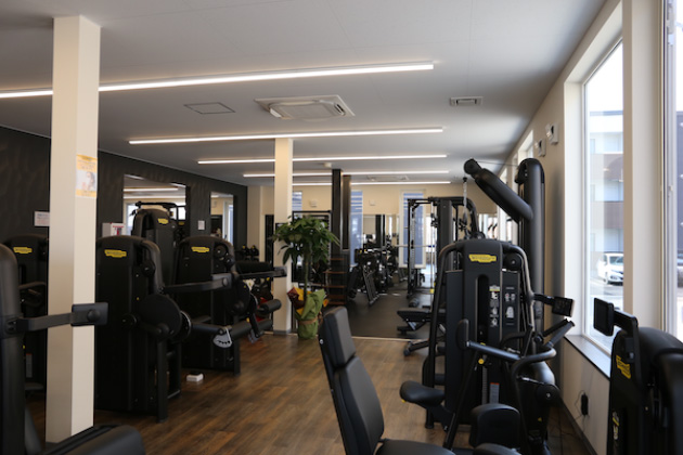 イメージ：スタッフの目が届きにくくなる時間帯もカメラが“抑止力”に