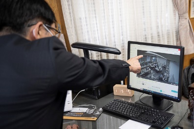 イメージ:カメラはあくまで支援。トラブルを防ぐ最後の砦は「人」にあり