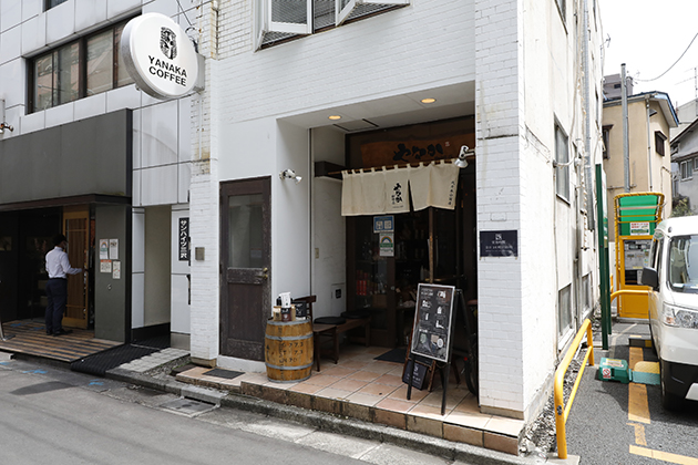 イメージ：小規模店舗を映像の力で支える、オペレーションの改善と接客の向上-02