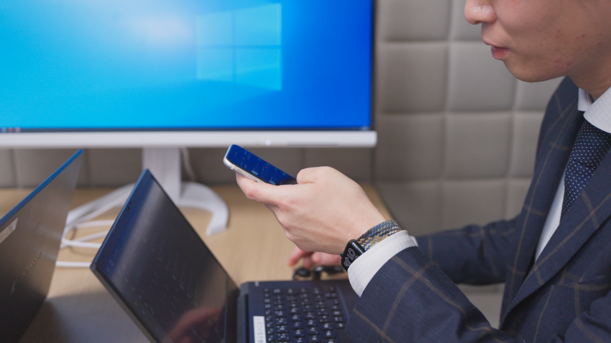 イメージ：働き方の壁を取り払う