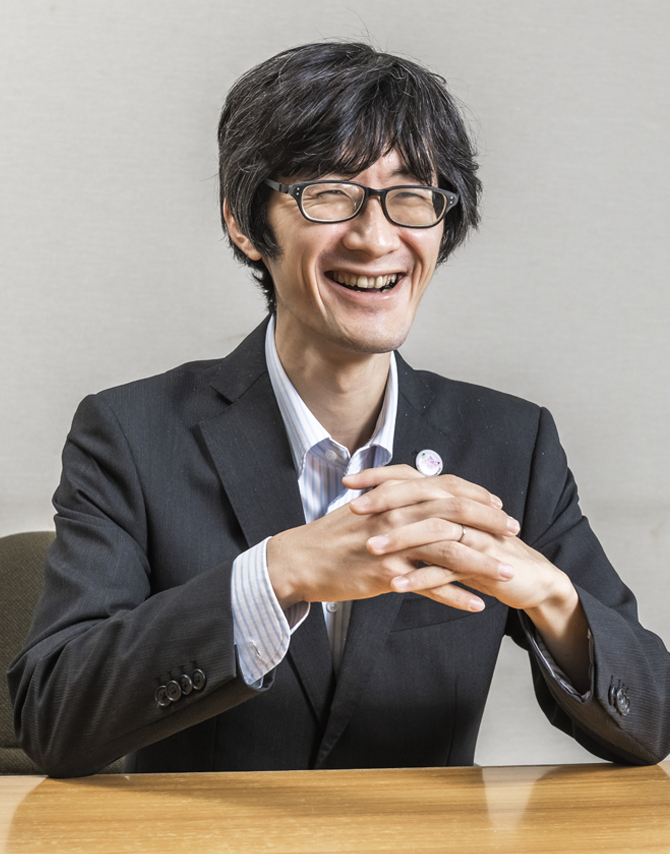 イメージ：恵庭市　総務部財務室税務課　主査　浅見 宏太氏