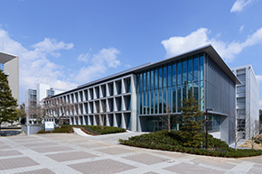 イメージ：SINET5による超高速ネットワーク環境と データセンターハウジングで、 次世代のICT教育基盤を整備