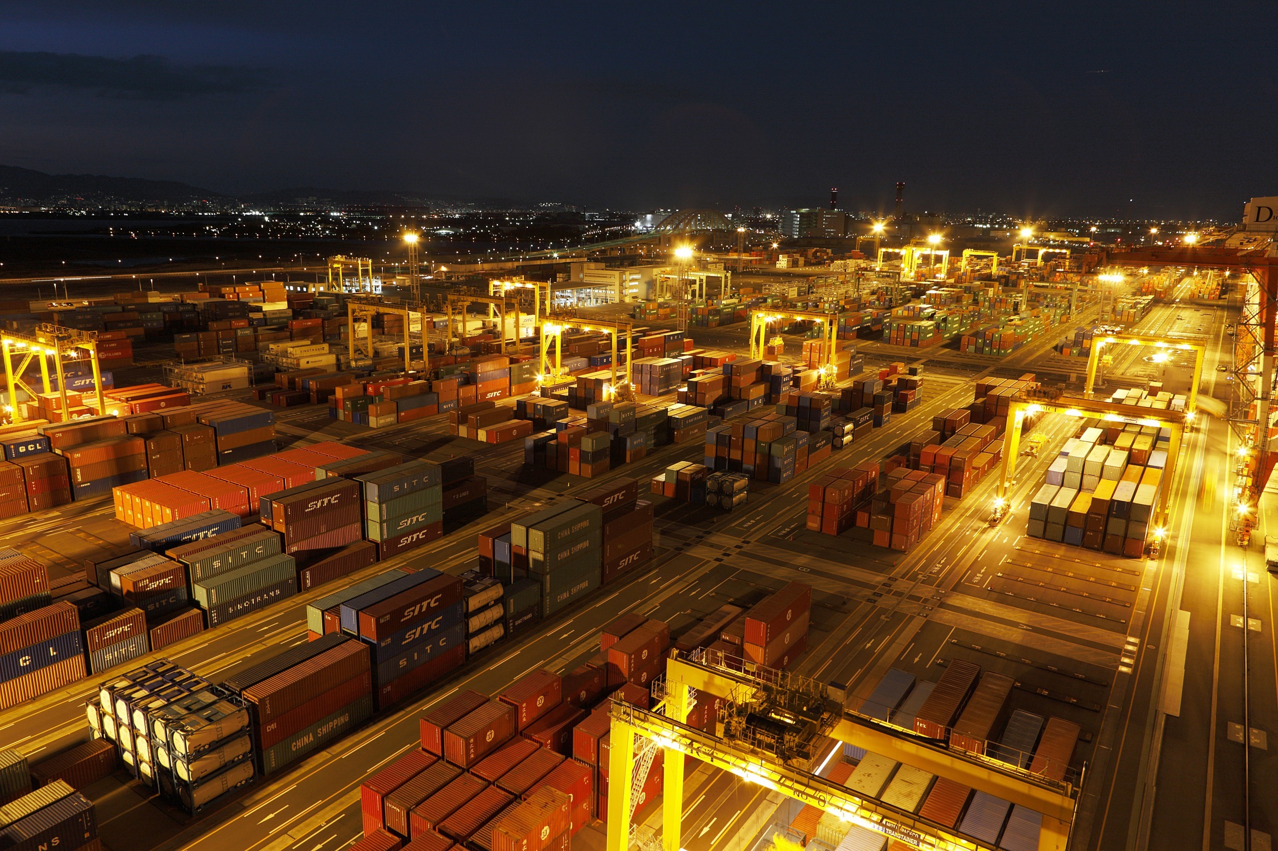 イメージ：ローカル5Gによる港湾運送事業のDX化実現に向けて ～夢洲コンテナターミナルの挑戦～