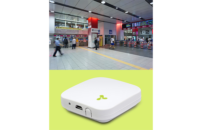 京王線新宿駅などにAIBeacon端末を設置。利用者が近づくとプッシュ通知を配信可能