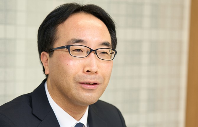 駒澤大学　管財部　管財課　管理係 係長　芝原 豊文氏