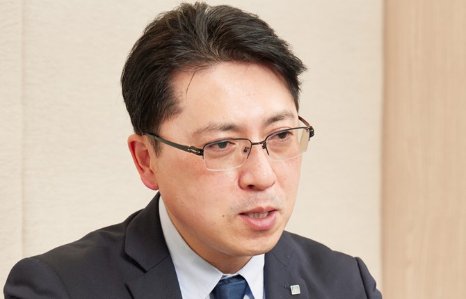 村本建設株式会社　経営企画室　副室長　高山 英伸氏