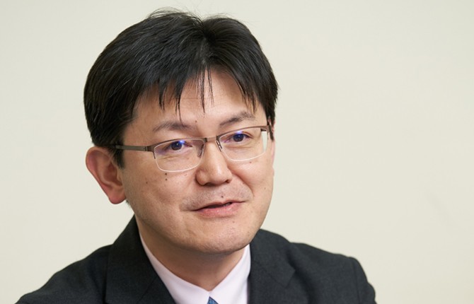 東京外国語大学大学
院総合国際学研究院 准教授
総合情報コラボレーションセンター副センター長
博士(情報科学)
望月 源 氏