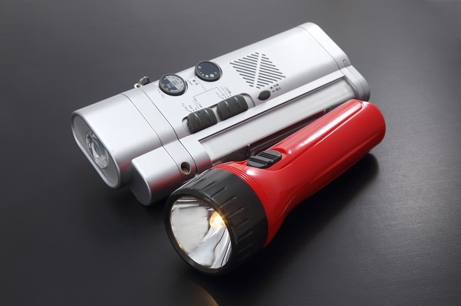 防災ラジオとは災害情報を受信するためのラジオ|必要性やメリット・デメリットを解説-2