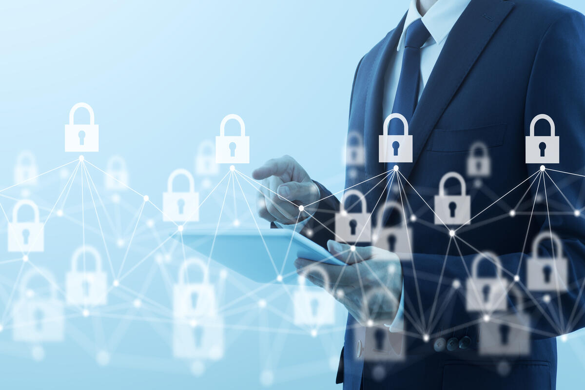 イメージ:ランサムウェア対策は3段階の多層防御が基本!さらに感染経路の早期検知・被害低減の方法を解説