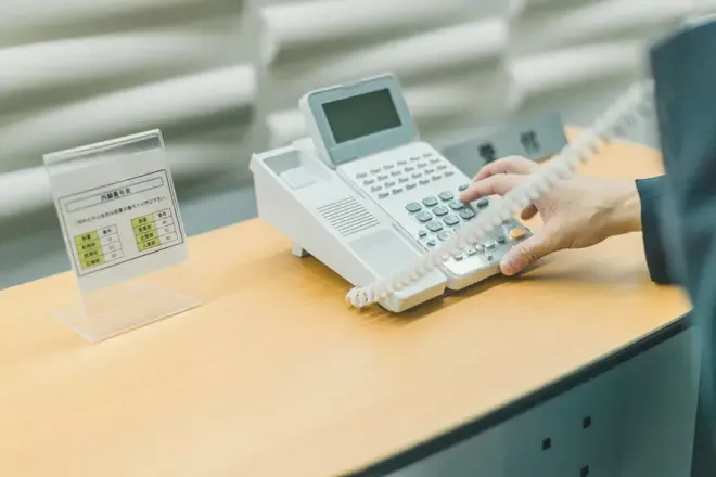 イメージ：電話業務でよく使用する内線とは？外線との違いも解説