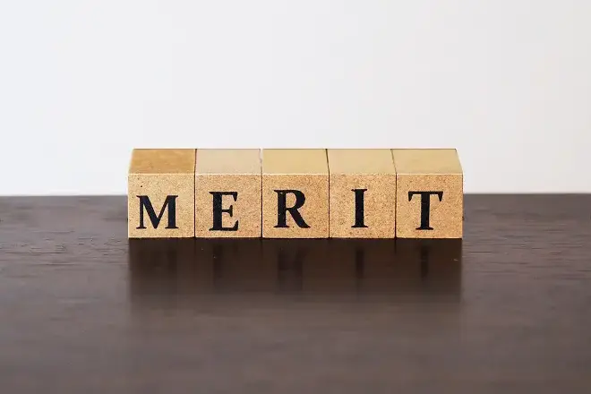 イメージ:企業が固定電話やビジネスフォンを導入する3つのメリット