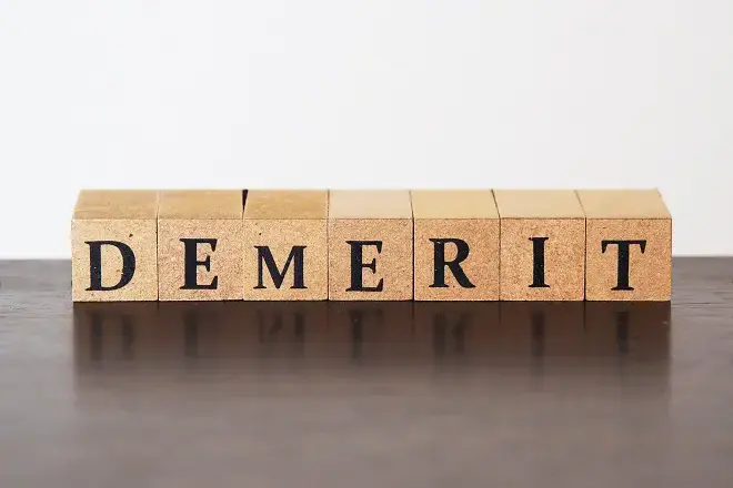 イメージ:企業が固定電話やビジネスフォンを利用する2つの注意点