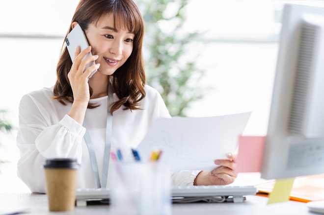 イメージ：スマホをオフィスの電話環境に組み込んで使用する3つの方法