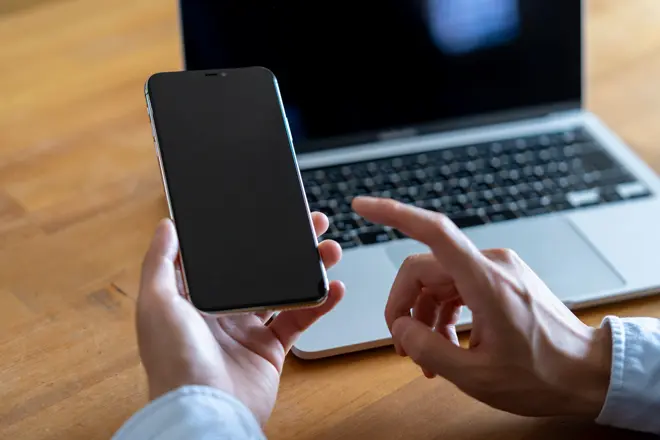 イメージ：固定電話をスマホで受ける2つの方法