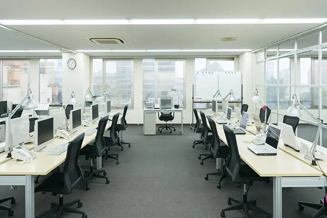 イメージ：ビジネスフォンの主装置のタイプ