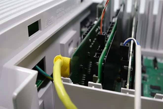 イメージ：ビジネスフォンの主装置の法定耐用年数は6年