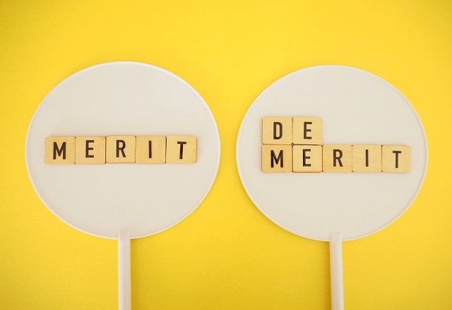 イメージ：クラウドPBXのメリット・デメリット