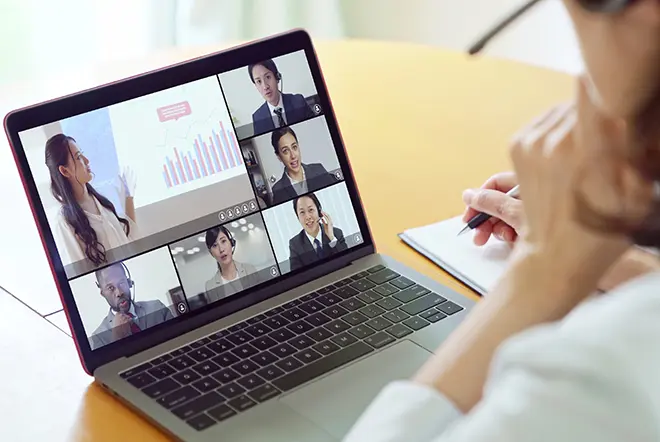 イメージ：Microsoft Teamsの通話機能の使い方。電話のかけ方やビジネスフォンでのメリット