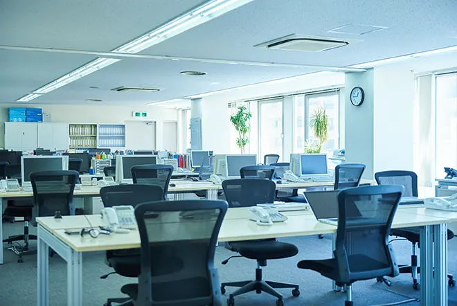 イメージ：引っ越し先のオフィスで電話番号をそのまま変えずに、より便利に活用するには？