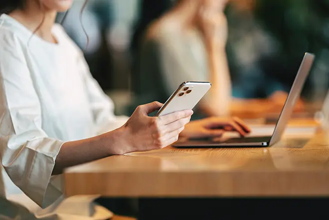 イメージ：ボイスメールとは？留守番電話との違いや転送などの各種機能