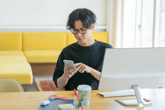 イメージ：オフィスへの電話をスマートフォンに転送する3つの方法