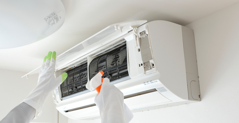 イメージ：最新のエアコンはメンテナンス機能が充実