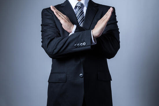 イメージ：無料のeラーニングシステムを使わない方がいいケースとは？