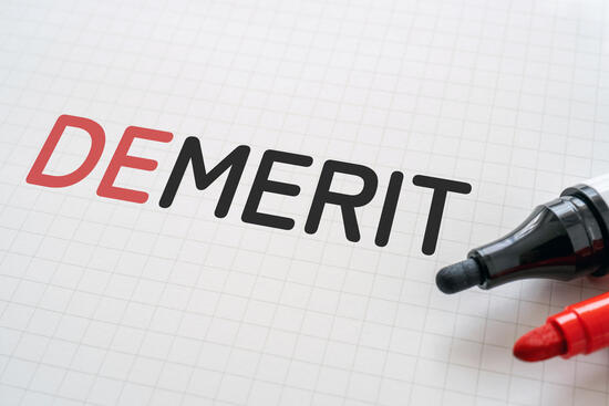 イメージ：SCORMを利用するデメリット