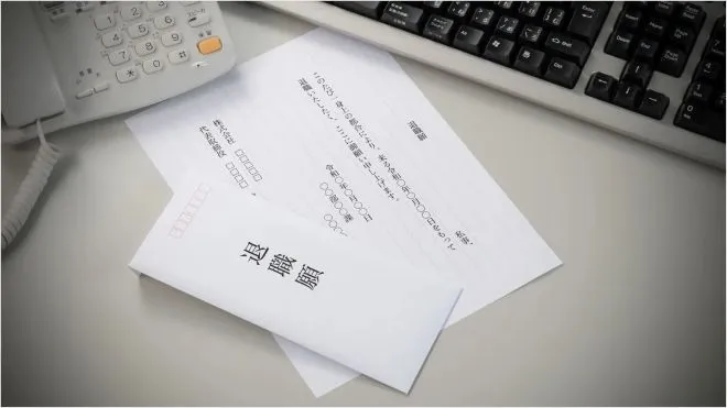 イメージ：業務過多を改善しない場合のリスク