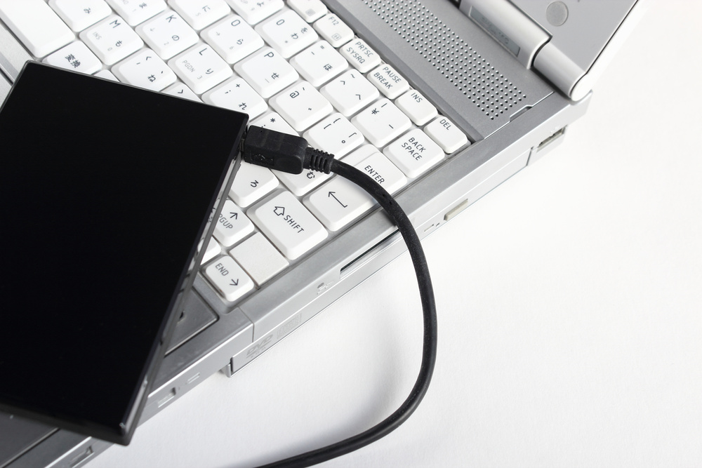 イメージ：外付けhddの寿命は3〜4年！寿命を伸ばす6つの方法・備える方法