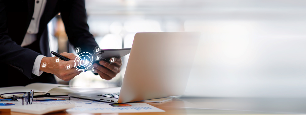 イメージ：個人情報が流出する原因5つ-1