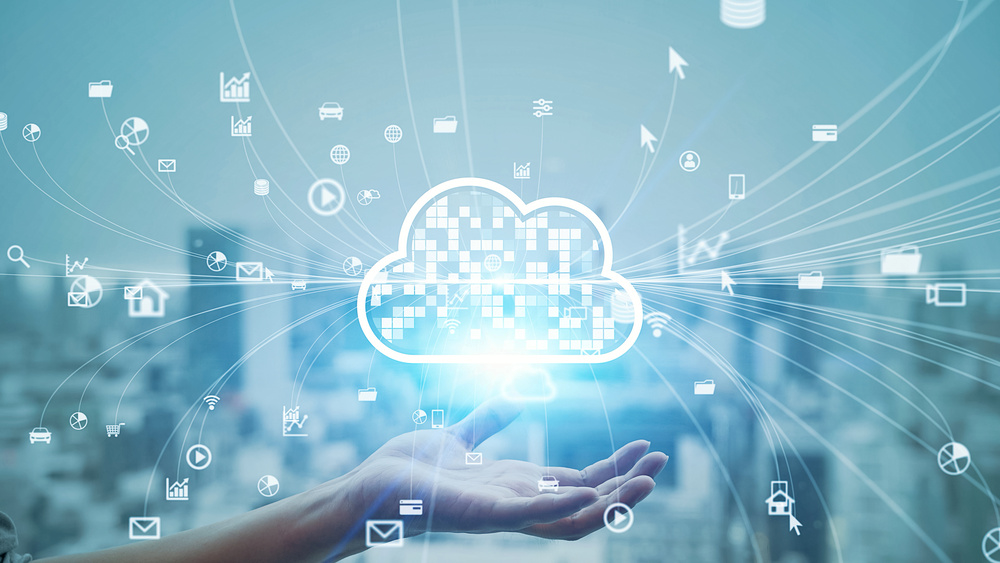 イメージ：クラウドストレージに個人情報を保存している企業の2つの注意点-1