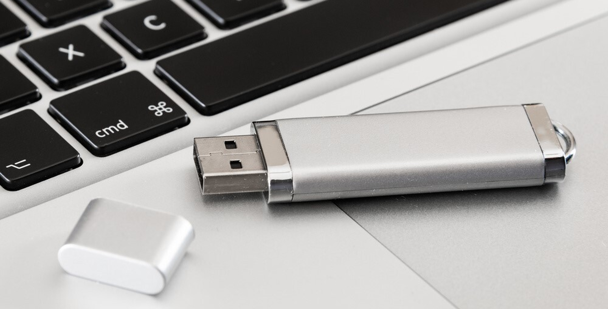 イメージ:USBメモリの寿命はどのくらい?おすすめのデータ保管方法も解説