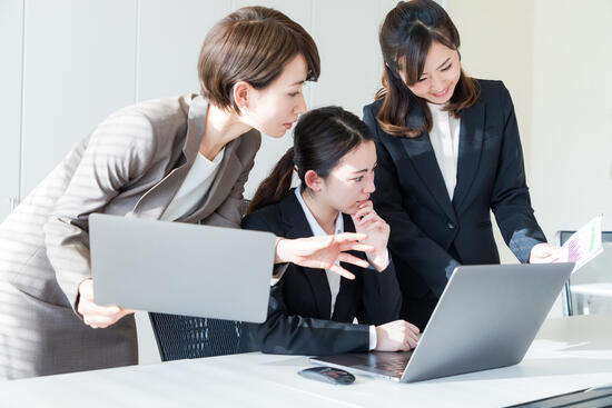 イメージ： 従業員のモチベーション低下の原因は？