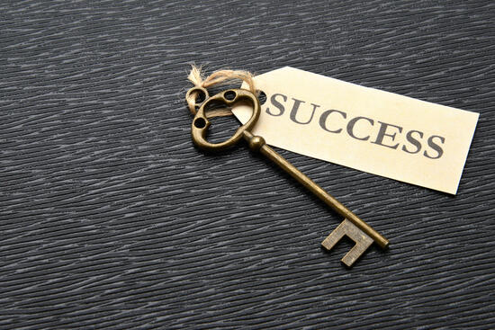 イメージ：eラーニングの導入を成功させるには？