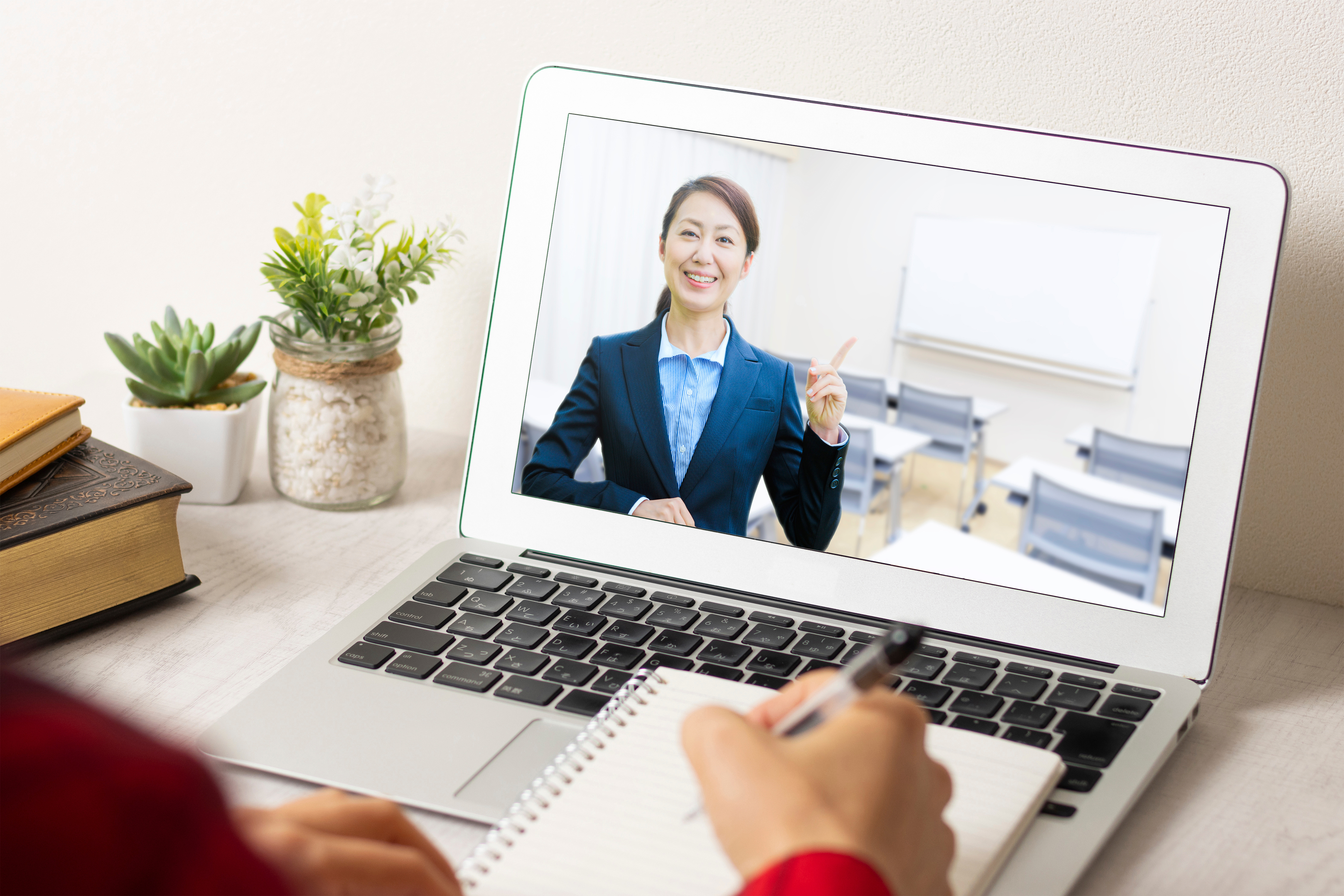 イメージ：オンライン研修のメリットとは？種類や進め方、実施ポイントを解説