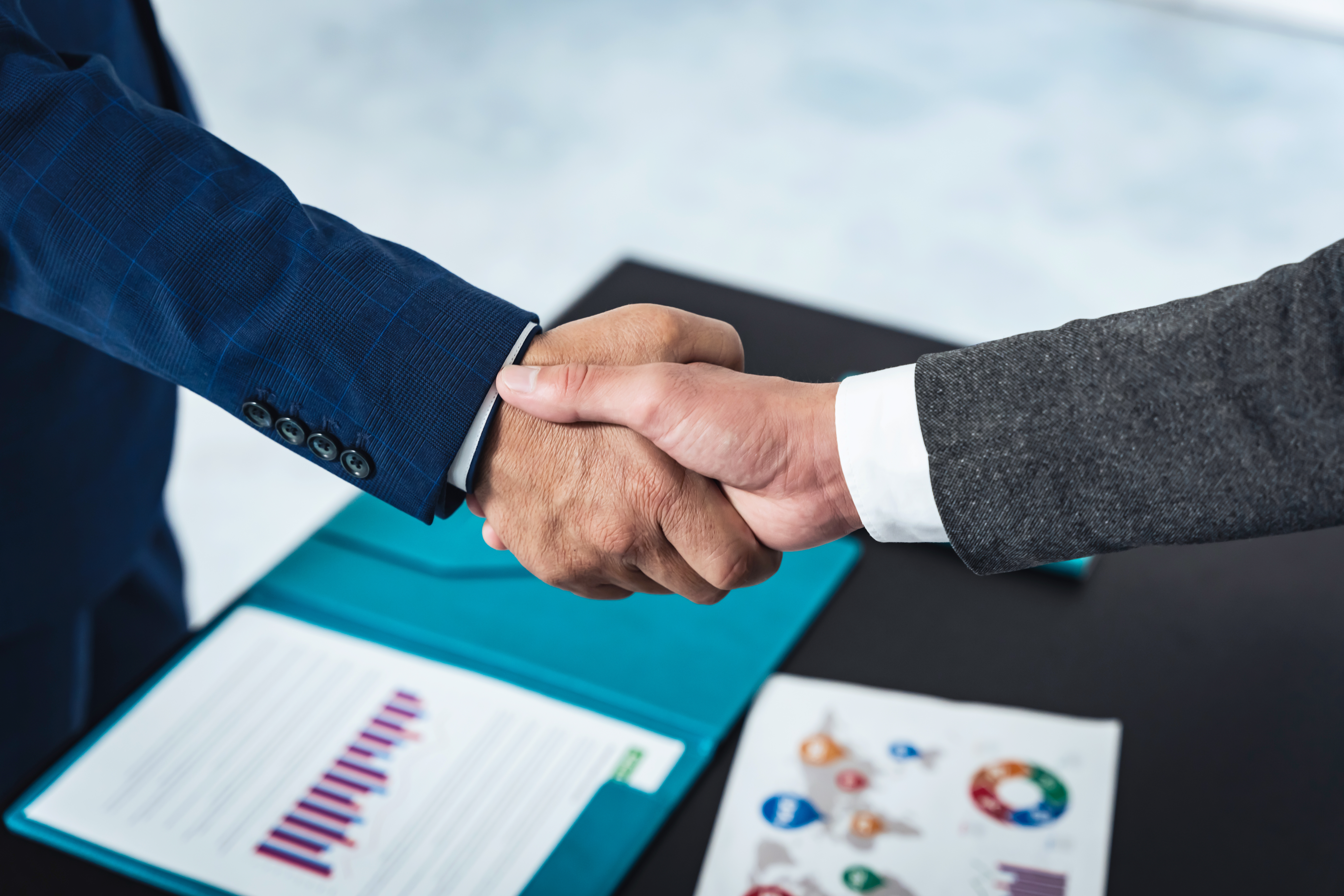 イメージ：パートナー企業(協力会社・代理店)の人材育成をeラーニングプラットフォームで行うには？