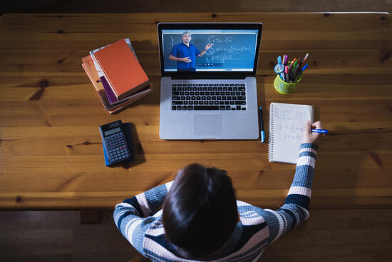 イメージ：eラーニングとは？