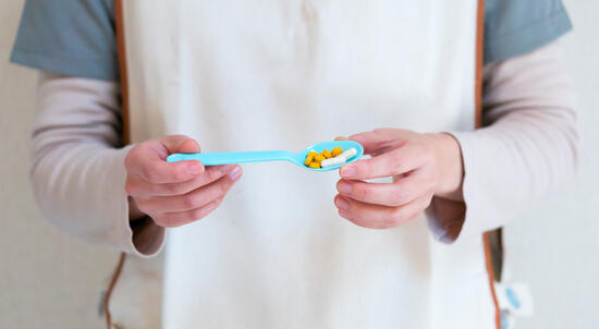 イメージ：在宅療養支援認定薬剤師に対応したeラーニングシステム