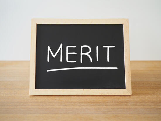 イメージ：ハラスメント研修をeラーニングで行うメリット