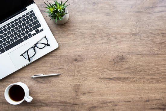 イメージ：倍率が高いのはデザイン系と事務系のeラーニング職業訓練