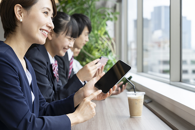 イメージ：【法人向け】Wi-Fi契約の4ステップ！サービス選定のポイントや利用シーンに合わせたプランを紹介