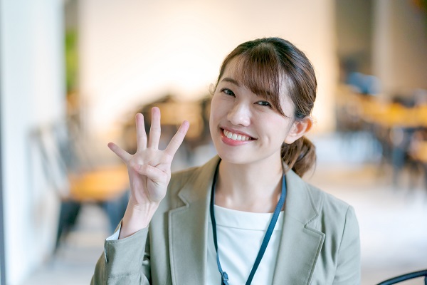 イメージ：管理職の勤怠管理を行う4つの方法