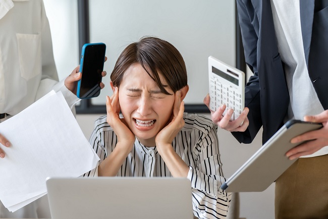 イメージ:バックオフィス業務が抱える3つの課題