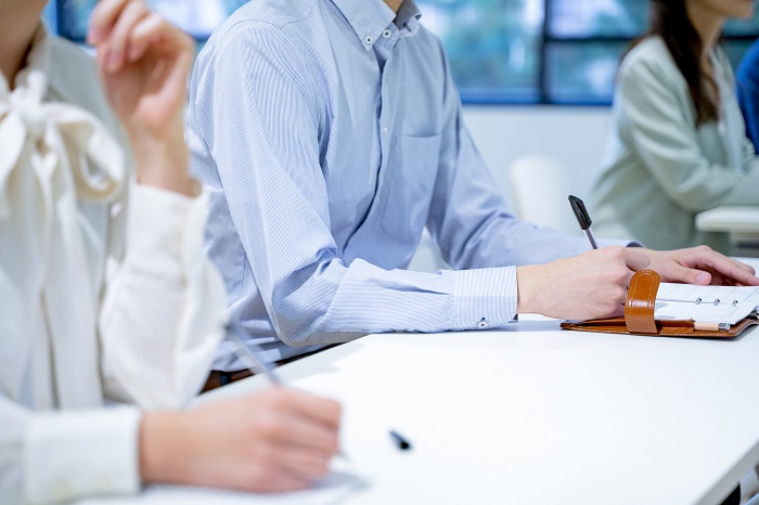 イメージ：給与明細の電子化における2つの注意点